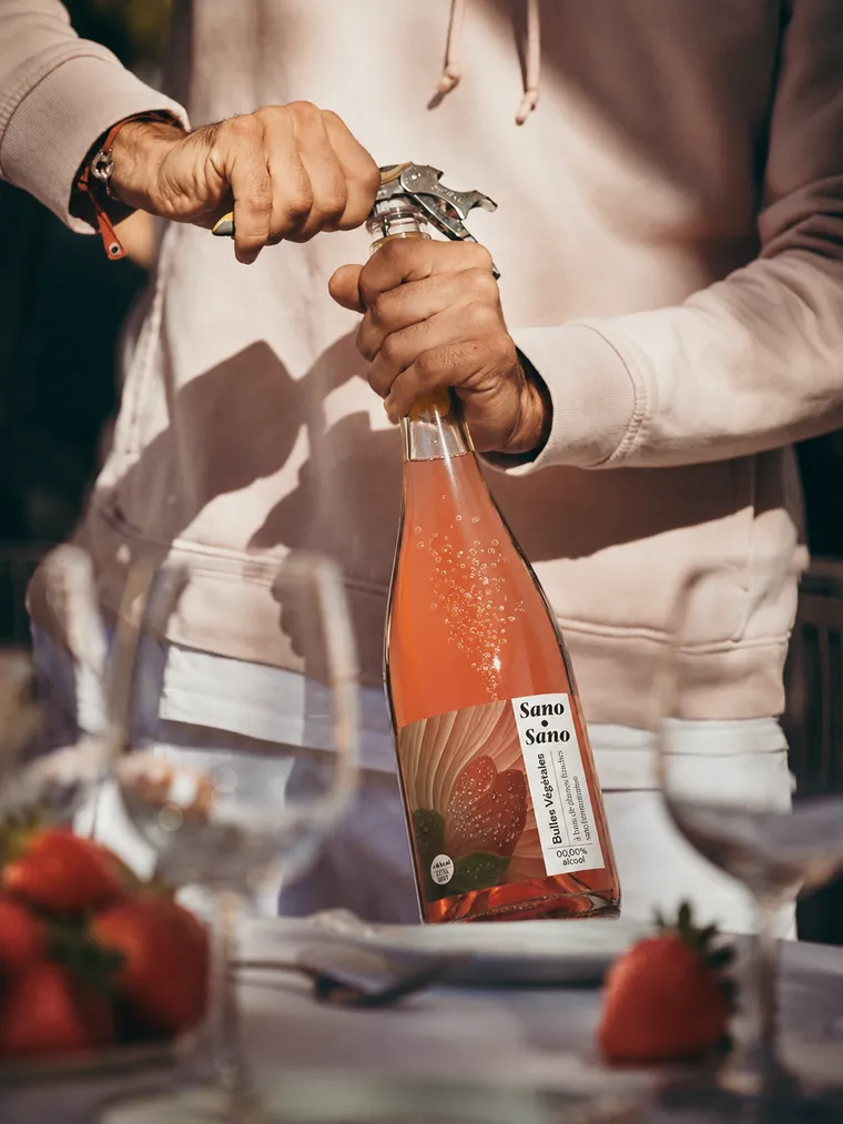 Célébration botanique sans alcool avec Sano Sano